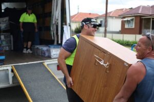 Read more about the article Furniture Movers in Dubai – House and office shifting services 2024